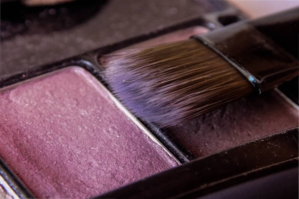 What is the Point of Putting on Blush?