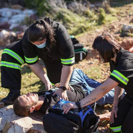 Mastering Basic Life Support with a Course in Calgary